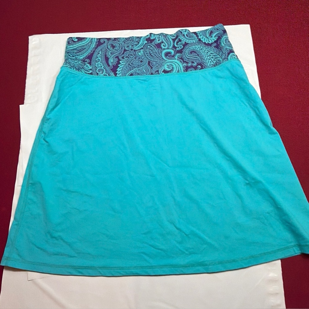 Title Nine Aqua Purple Paisley Mini Skirt Womens M, A Line, Nylon Spandex Swim